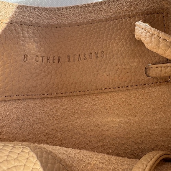 8 Other Reasons Slouchy Bucket Bag | Tan Vegan Leather - Tote NWT - Picture 4 of 10